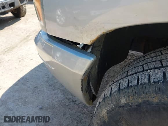 ✅ 2005 Dodge Dakota SLT • VIN: 1D7HW48N65S252832 • Lot: 43024210. Listed on IAAI with 121,442 mi. Free auction sales archive from the USA and detailed vehicle history report at DreamBid. Image 6.