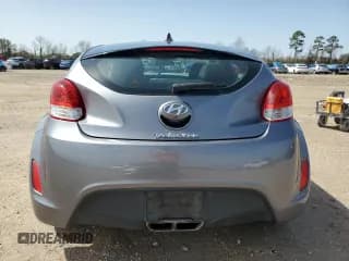 ✅ 2016 Hyundai Veloster • VIN: KMHTC6AD0GU263483 • Lot: 47743505. Wystawiony na Copart z przebiegiem 62 105 mil. Bezpłatny archiwum sprzedaży aukcyjnych z USA i szczegółowy raport historii pojazdu na DreamBid. Zdjęcie 6.