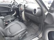 ✅ 2012 MINI Countryman • VIN: WMWZB3C57CWM05166 • Lot: 43755691. Wystawiony na IAAI z przebiegiem 202 490 mil. Bezpłatny archiwum sprzedaży aukcyjnych z USA i szczegółowy raport historii pojazdu na DreamBid. Zdjęcie 5.