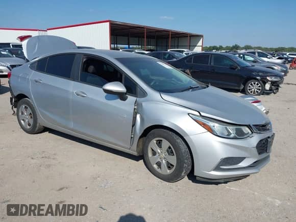 ✅ 2016 Chevrolet Cruze LS • VIN: 1G1BC5SM0G7318871 • Lot: 43308741. Wystawiony na IAAI z przebiegiem 103 888 mil mil. Skorzystaj z bezpłatnego archiwum sprzedaży aukcyjnych z USA i zobacz szczegółowy raport historii pojazdu na DreamBid. Zdjęcie 1.