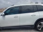 ✅ 2024 Mercedes-Benz GLB 250 • VIN: W1N4M4GBXRW380620 • Lot: 42380515. Listed on IAAI with 6,782 mi. Free auction sales archive from the USA and detailed vehicle history report at DreamBid. Image 14.