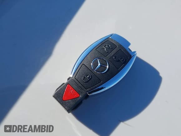 ✅ 2008 Mercedes-Benz C 300 Sport • VIN: WDDGF54X78R014329 • Lot: 43517586. Wystawiony na IAAI z przebiegiem 242 871 mil. Bezpłatny archiwum sprzedaży aukcyjnych z USA i szczegółowy raport historii pojazdu na DreamBid. Zdjęcie 11.