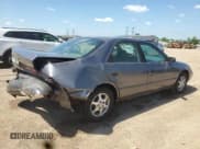 ✅ 1999 Toyota Camry LE • VIN: 4T1BG28K0XU905617 • Lot: 63076675. Wystawiony na Copart z przebiegiem 179 753 mil. Bezpłatny archiwum sprzedaży aukcyjnych z USA i szczegółowy raport historii pojazdu na DreamBid. Zdjęcie 3.