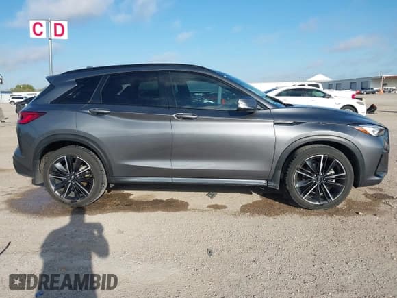 ✅ 2023 Infiniti QX50 Sport • VIN: 3PCAJ5FA8PF107355 • Lot: 43637736. Wystawiony na IAAI z przebiegiem 36 485 mil. Bezpłatny archiwum sprzedaży aukcyjnych z USA i szczegółowy raport historii pojazdu na DreamBid. Zdjęcie 14.