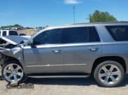 ✅ 2020 Chevrolet Tahoe LT • VIN: 1GNSCBKC3LR204995 • Lot: 42292566. Wystawiony na IAAI z przebiegiem 64 874 mil. Bezpłatny archiwum sprzedaży aukcyjnych z USA i szczegółowy raport historii pojazdu na DreamBid. Zdjęcie 15.