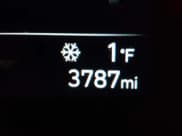 ✅ 2024 Hyundai Venue SEL • VIN: KMHRC8A3XRU332065 • Lot: 41328678. Wystawiony na IAAI z przebiegiem 3 787 mil. Bezpłatny archiwum sprzedaży aukcyjnych z USA i szczegółowy raport historii pojazdu na DreamBid. Zdjęcie 15.