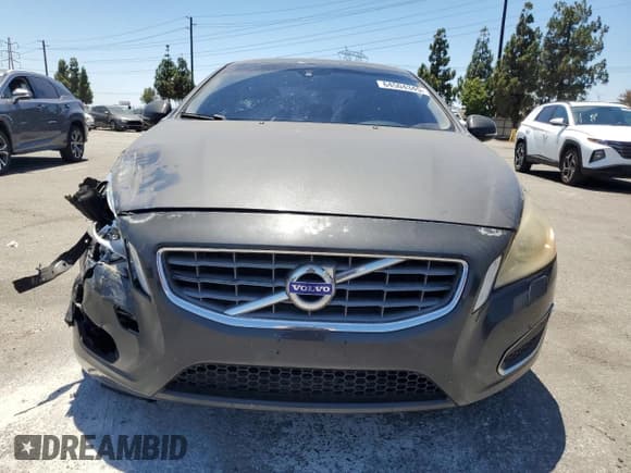✅ 2013 Volvo S60 T5 Premier • VIN: YV1612FS8D2194504 • Lot: 64504345. Listed on Copart with 150,904 mi. Free auction sales archive from the USA and detailed vehicle history report at DreamBid. Image 5.