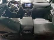 ✅ 2021 Chevrolet Traverse LT Cloth • VIN: 1GNERGKW5MJ141028 • Lot: 94720485. Wystawiony na Copart z przebiegiem 29 742 mil. Bezpłatny archiwum sprzedaży aukcyjnych z USA i szczegółowy raport historii pojazdu na DreamBid. Zdjęcie 8.