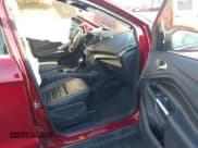 ✅ 2019 Ford Escape SEL • VIN: 1FMCU9HD6KUC22949 • Lot: 43560380. Listed on IAAI with 25,275 mi. Free auction sales archive from the USA and detailed vehicle history report at DreamBid. Image 5.