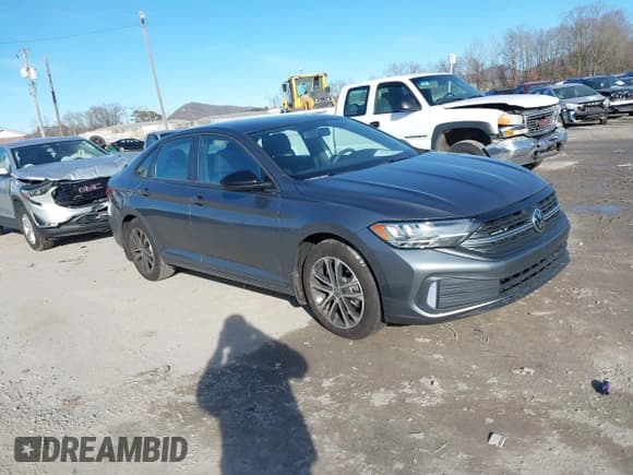 ✅ 2022 Volkswagen Jetta Sport • VIN: 3VWBM7BU1NM023357 • Lot: 38647076. Listed on IAAI with 7,596 mi. Free auction sales archive from the USA and detailed vehicle history report at DreamBid. Image 1.