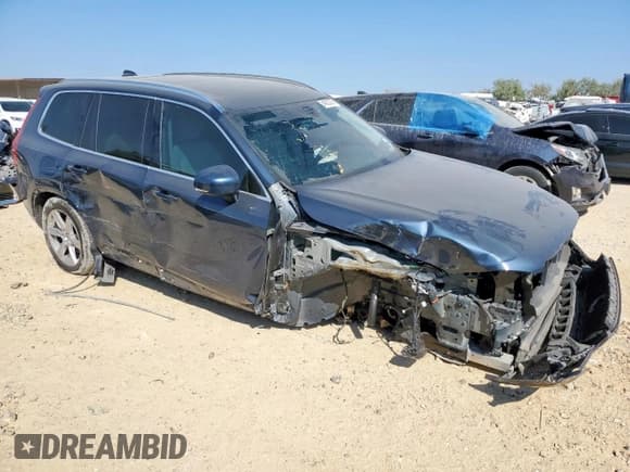 ✅ 2021 Volvo XC90 Momentum • VIN: YV4102CK3M1691695 • Лот: 84833295. Опубликован ранее на Copart с пробегом Не указан. Бесплатный доступ к архиву аукционных продаж из США и подробный отчёт об истории автомобиля на DreamBid. Изображение 4.