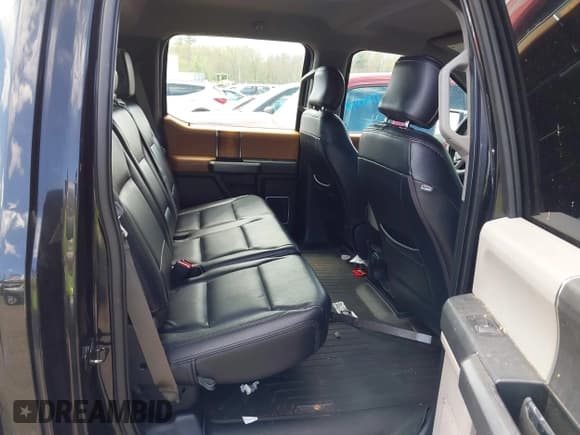 ✅ 2015 Ford F-150 XLT • VIN: 1FTEW1E86FFA73551 • Lot: 42191116. Wystawiony na IAAI z przebiegiem 97 374 mil. Bezpłatny archiwum sprzedaży aukcyjnych z USA i szczegółowy raport historii pojazdu na DreamBid. Zdjęcie 8.