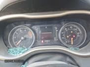 ✅ 2016 Jeep Cherokee Latitude • VIN: 1C4PJMCS7GW144460 • Lot: 40692482. Wystawiony na IAAI z przebiegiem 100 450 mil. Bezpłatny archiwum sprzedaży aukcyjnych z USA i szczegółowy raport historii pojazdu na DreamBid. Zdjęcie 7.