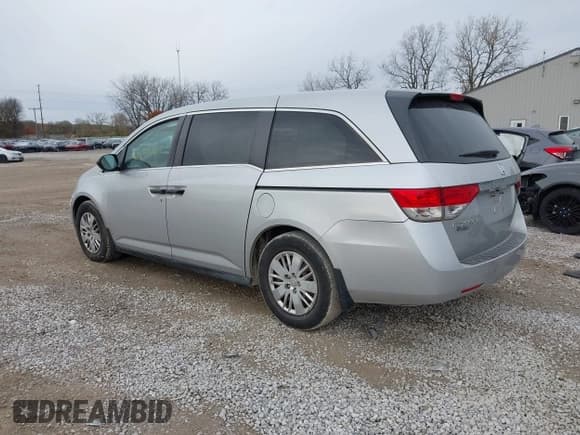 ✅ 2015 Honda Odyssey LX • VIN: 5FNRL5H21FB081747 • Lot: 43652913. Listed on IAAI with 135,832 mi. Free auction sales archive from the USA and detailed vehicle history report at DreamBid. Image 3.