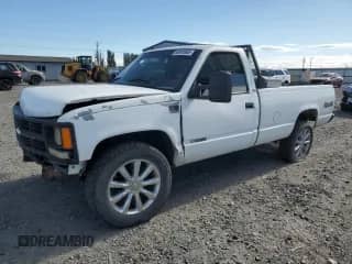 1994 Chevrolet Silverado 1500 z VIN 1GCEK14K8RZ274914, wystawiony jako Copart lot #63481865 z przebiegiem 148 141 mil mil oraz Szkoda całkowita • Salvage title. Historia ofert i sprzedaży dostępna na DreamBid. Obrazek 1.