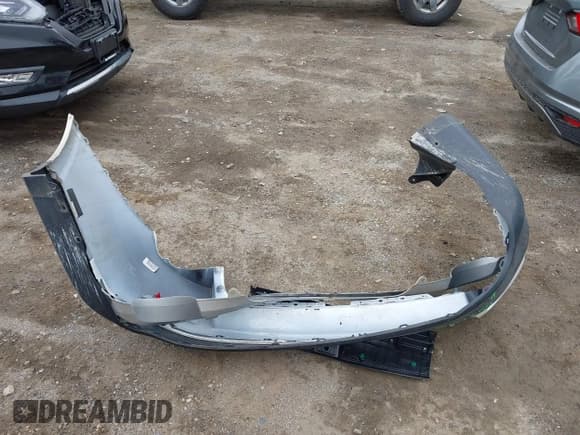 ✅ 2013 Honda Crosstour EX-L • VIN: 5J6TF2H54DL002551 • Lot: 42287587. Wystawiony na IAAI z przebiegiem 132 961 mil. Bezpłatny archiwum sprzedaży aukcyjnych z USA i szczegółowy raport historii pojazdu na DreamBid. Zdjęcie 12.