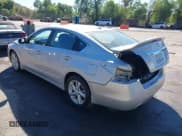 ✅ 2013 Nissan Altima SL • VIN: 1N4AL3AP1DN582617 • Lot: 43547081. Wystawiony na IAAI z przebiegiem 25 675 mil. Bezpłatny archiwum sprzedaży aukcyjnych z USA i szczegółowy raport historii pojazdu na DreamBid. Zdjęcie 3.