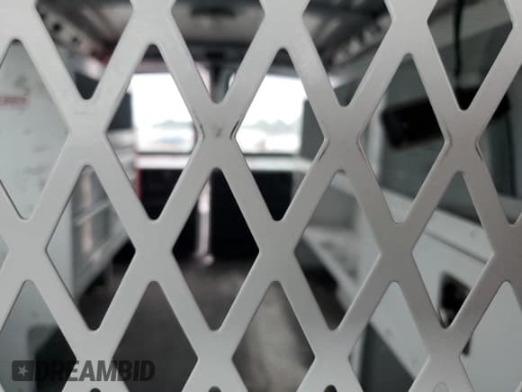 ✅ 2022 Chevrolet Express Cargo • VIN: 1GCWGAFP1N1174161 • Lot: 94396585. Wystawiony na Copart z przebiegiem 68 075 mil. Bezpłatny archiwum sprzedaży aukcyjnych z USA i szczegółowy raport historii pojazdu na DreamBid. Zdjęcie 10.