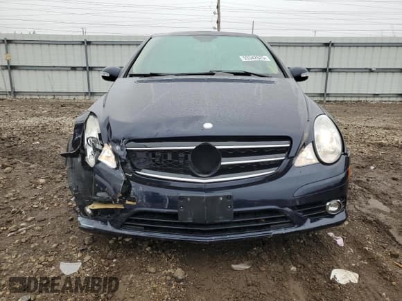 ✅ 2010 Mercedes-Benz R 350 • VIN: 4JGCB6FE0AA102905 • Lot: 93342625. Listed on Copart with 189,413 mi. Free auction sales archive from the USA and detailed vehicle history report at DreamBid. Image 5.