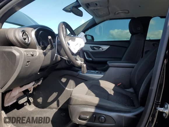 2020 Chevrolet Blazer LT z VIN 3GNKBHRS3LS531610, wystawiony jako Copart lot #68081934 z przebiegiem Nie podano mil oraz Szkoda całkowita • Salvage title. Historia ofert i sprzedaży dostępna na DreamBid. Obrazek 7.