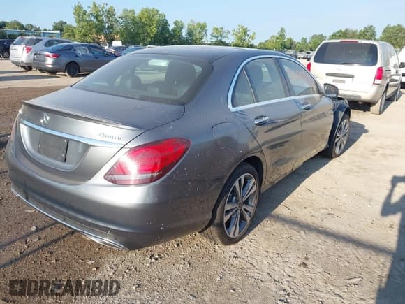 ✅ 2021 Mercedes-Benz C 300 • VIN: W1KWF8EB0MR609887 • Lot: 43008368. Wystawiony na IAAI z przebiegiem 34 868 mil. Bezpłatny archiwum sprzedaży aukcyjnych z USA i szczegółowy raport historii pojazdu na DreamBid. Zdjęcie 4.