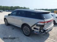 ✅ 2020 Lincoln Aviator Reserve • VIN: 5LM5J7XC9LGL14438 • Лот: 42287170. Опубликован ранее на IAAI с пробегом 70 398 миль. Бесплатный доступ к архиву аукционных продаж из США и подробный отчёт об истории автомобиля на DreamBid. Изображение 3.