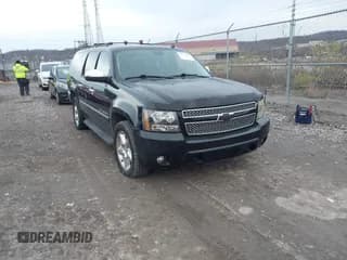 ✅ 2009 Chevrolet Suburban LTZ • VIN: 1GNFK36319R191466 • Lot: 43774284. Listed on IAAI with 215,000 mi. Free auction sales archive from the USA and detailed vehicle history report at DreamBid. Image 1.