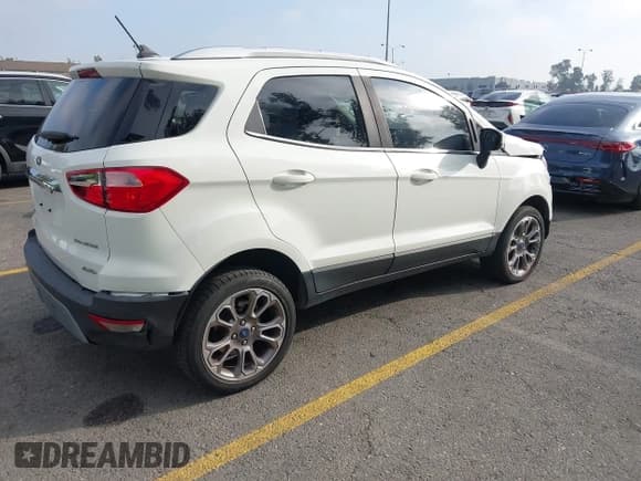 ✅ 2019 Ford EcoSport Titanium • VIN: MAJ6S3KL4KC307708 • Лот: 43377477. Опубликован ранее на IAAI с пробегом 71 203 миль. Бесплатный доступ к архиву аукционных продаж из США и подробный отчёт об истории автомобиля на DreamBid. Изображение 4.