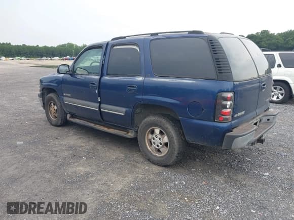 ✅ 2003 Chevrolet Tahoe LS • VIN: 1GNEC13Z13J117508 • Lot: 42654839. Listed on IAAI with 270,213 mi. Free auction sales archive from the USA and detailed vehicle history report at DreamBid. Image 3.