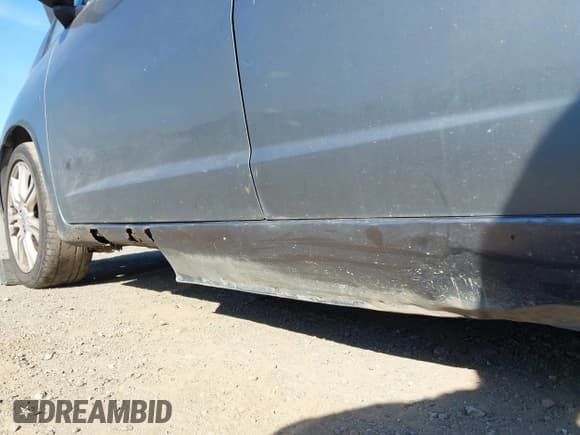 ✅ 2011 Honda Fit Sport • VIN: JHMGE8G57BC004403 • Lot: 43366912. Listed on IAAI with 218,947 mi. Free auction sales archive from the USA and detailed vehicle history report at DreamBid. Image 13.