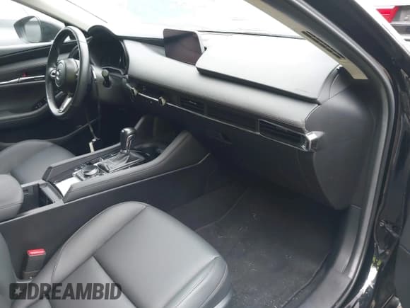 ✅ 2021 Mazda 3 Preferred • VIN: 3MZBPBCL1MM254161 • Лот: 43002093. Опубликован ранее на IAAI с пробегом 18 830 миль. Бесплатный доступ к архиву аукционных продаж из США и подробный отчёт об истории автомобиля на DreamBid. Изображение 5.