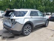 ✅ 2021 Ford Explorer ST • VIN: 1FM5K8GCXMGA95156 • Lot: 42270116. Wystawiony na IAAI z przebiegiem 74 823 mil. Bezpłatny archiwum sprzedaży aukcyjnych z USA i szczegółowy raport historii pojazdu na DreamBid. Zdjęcie 4.