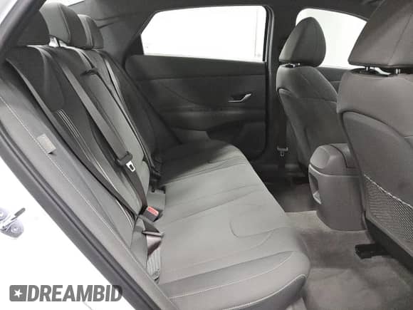 ✅ 2025 Hyundai Elantra SEL Convenience • VIN: KMHLS4DG5SU948424 • Lot: 90835265. Wystawiony na Copart z przebiegiem 11 226 mil. Bezpłatny archiwum sprzedaży aukcyjnych z USA i szczegółowy raport historii pojazdu na DreamBid. Zdjęcie 10.