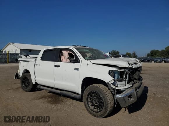 ✅ 2015 Toyota Tundra 1794 Edition • VIN: 5TFAY5F10FX471107 • Lot: 84579845. Listed on Copart with Not provided. Free auction sales archive from the USA and detailed vehicle history report at DreamBid. Image 4.