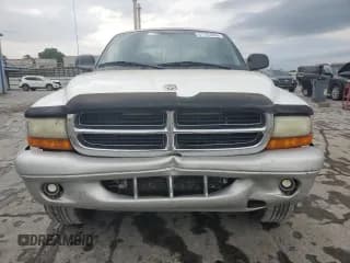 ✅ 2002 Dodge Dakota SLT • VIN: 1B7HG48N22S614075 • Lot: 57783905. Wystawiony na Copart z przebiegiem 247 769 mil. Bezpłatny archiwum sprzedaży aukcyjnych z USA i szczegółowy raport historii pojazdu na DreamBid. Zdjęcie 5.