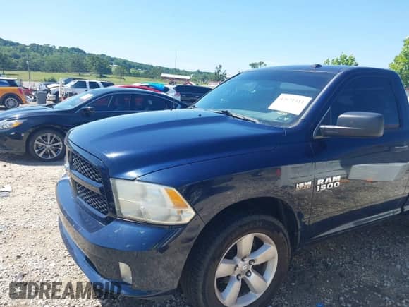2013 Ram 1500 Express с VIN 3C6JR6AT7DG510683, выставлен на аукционе IAAI как лот 42671311 с пробегом 160 807 миль миль и . История ставок и продаж доступна на DreamBid. Изображение 6.