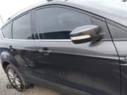 ✅ 2017 Ford Escape Titanium • VIN: 1FMCU0JD9HUE03672 • Lot: 42411549. Wystawiony na IAAI z przebiegiem 89 846 mil. Bezpłatny archiwum sprzedaży aukcyjnych z USA i szczegółowy raport historii pojazdu na DreamBid. Zdjęcie 13.