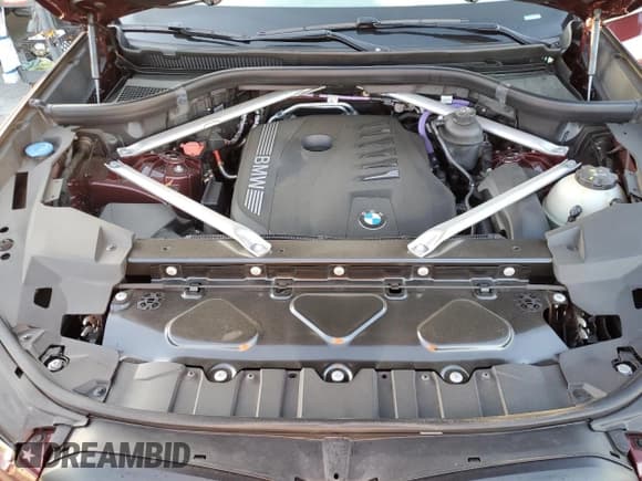 ✅ 2024 BMW X6 xDrive40i • VIN: 5UX33EX07R9V41884 • Лот: 71455465. Опубликован ранее на Copart с пробегом 9 278 миль. Бесплатный доступ к архиву аукционных продаж из США и подробный отчёт об истории автомобиля на DreamBid. Изображение 12.