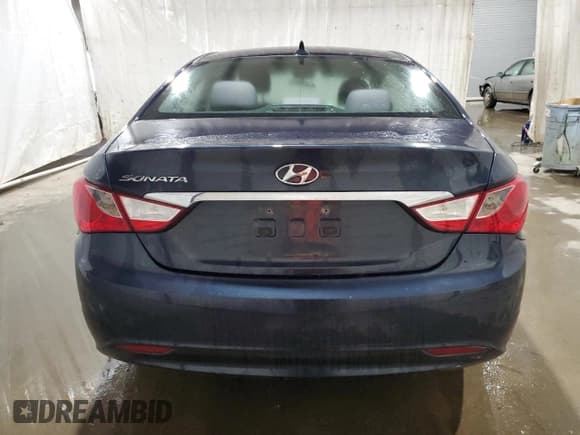 ✅ 2011 Hyundai Sonata GLS • VIN: 5NPEB4AC5BH052939 • Lot: 73185634. Wystawiony na Copart z przebiegiem 201 919 mil. Bezpłatny archiwum sprzedaży aukcyjnych z USA i szczegółowy raport historii pojazdu na DreamBid. Zdjęcie 6.