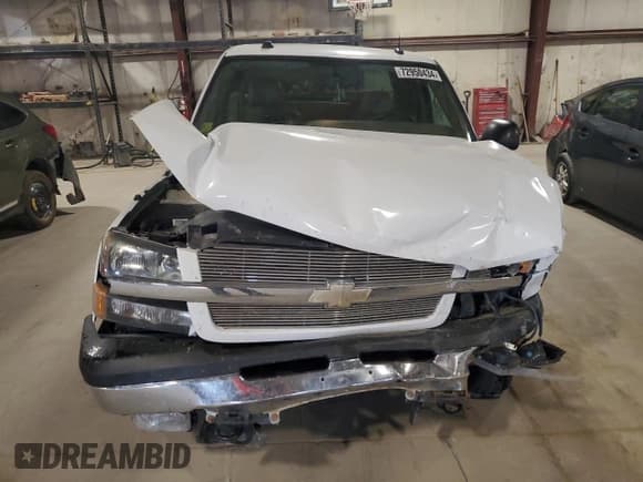 ✅ 2005 Chevrolet Silverado 1500 Z71 • VIN: 1GCEK19B15Z252367 • Лот: 72950434. Опубликован ранее на Copart с пробегом 130 507 миль. Бесплатный доступ к архиву аукционных продаж из США и подробный отчёт об истории автомобиля на DreamBid. Изображение 5.