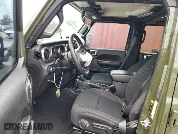 ✅ 2021 Jeep Wrangler Unlimited Sport • VIN: 1C4HJXDN5MW638391 • Lot: 66814645. Listed on Copart with 30,881 mi. Free auction sales archive from the USA and detailed vehicle history report at DreamBid. Image 7.