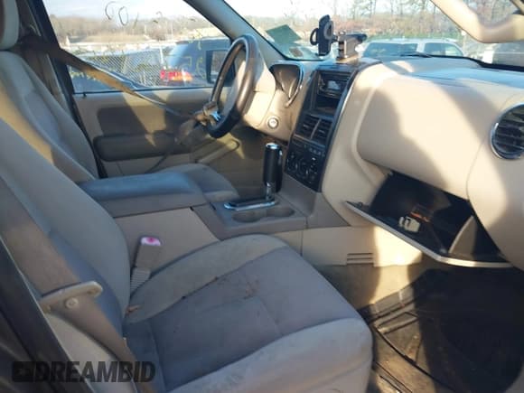 ✅ 2007 Ford Explorer XLT • VIN: 1FMEU73E47UB36138 • Lot: 41531283. Listed on IAAI with Not provided. Free auction sales archive from the USA and detailed vehicle history report at DreamBid. Image 5.