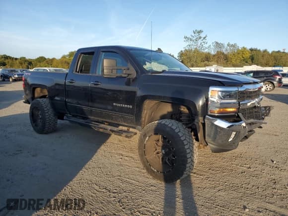 ✅ 2016 Chevrolet Silverado 1500 LT • VIN: 1GCVKREC4GZ113883 • Лот: 72562774. Опубликован ранее на Copart с пробегом 104 474 миль. Бесплатный доступ к архиву аукционных продаж из США и подробный отчёт об истории автомобиля на DreamBid. Изображение 4.