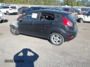 ✅ 2014 Ford Fiesta SE • VIN: 3FADP4EJ6EM107389 • Lot: 43543923. Wystawiony na IAAI z przebiegiem Nie podano. Bezpłatny archiwum sprzedaży aukcyjnych z USA i szczegółowy raport historii pojazdu na DreamBid. Zdjęcie 3.