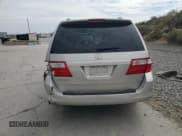 ✅ 2006 Honda Odyssey EX-L • VIN: 5FNRL38656B410666 • Лот: 80554015. Опубликован ранее на Copart с пробегом 243 001 миль. Бесплатный доступ к архиву аукционных продаж из США и подробный отчёт об истории автомобиля на DreamBid. Изображение 6.