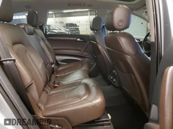 ✅ 2013 Audi Q7 S line Prestige • VIN: WA1DGAFE3DD003926 • Lot: 72101695. Wystawiony na Copart z przebiegiem 84 519 mil. Bezpłatny archiwum sprzedaży aukcyjnych z USA i szczegółowy raport historii pojazdu na DreamBid. Zdjęcie 11.