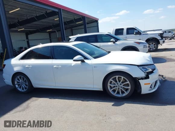 ✅ 2019 Audi A4 Premium • VIN: WAUDNAF41KN018478 • Lot: 43308982. Listed on IAAI with 53,162 mi. Free auction sales archive from the USA and detailed vehicle history report at DreamBid. Image 13.