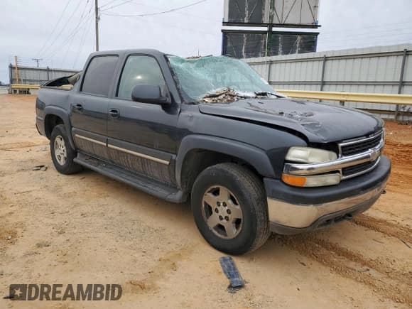 ✅ 2005 Chevrolet Suburban Z71 • VIN: 3GNFK16Z35G285352 • Лот: 87891235. Опубликован ранее на Copart с пробегом 226 513 миль. Бесплатный доступ к архиву аукционных продаж из США и подробный отчёт об истории автомобиля на DreamBid. Изображение 4.