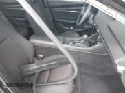 ✅ 2024 Mazda 3 S • VIN: 3MZBPAAM3RM419608 • Лот: 42479711. Опубликован ранее на IAAI с пробегом 15 833 миль. Бесплатный доступ к архиву аукционных продаж из США и подробный отчёт об истории автомобиля на DreamBid. Изображение 5.