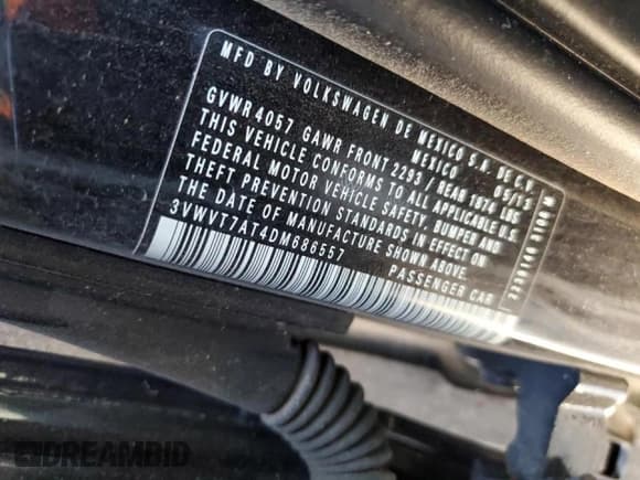 ✅ 2013 Volkswagen Beetle Turbo • VIN: 3VWVT7AT4DM686557 • Lot: 67603975. Wystawiony na Copart z przebiegiem 68 612 mil. Bezpłatny archiwum sprzedaży aukcyjnych z USA i szczegółowy raport historii pojazdu na DreamBid. Zdjęcie 12.